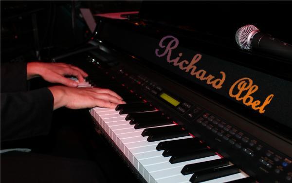 Bravo au talentueux virtuose du piano Richard Abel