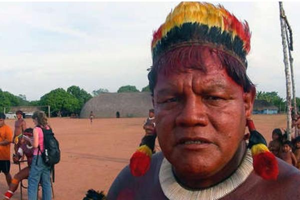 Aritana, grand chef indigène du Brésil, est mort du Covid-19