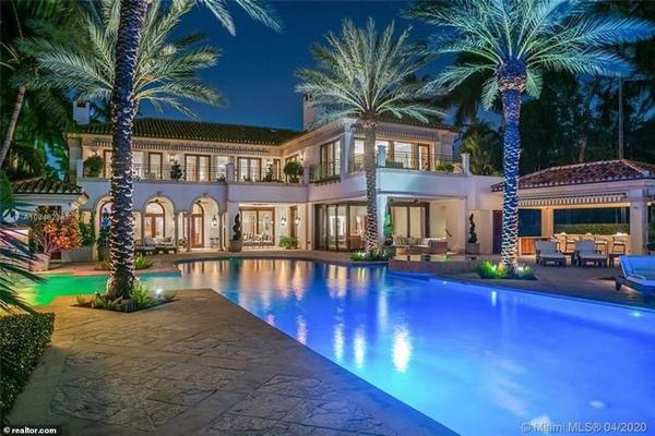 Jennifer Lopez achète une immense villa plus de 30 millions de dollars en Floride